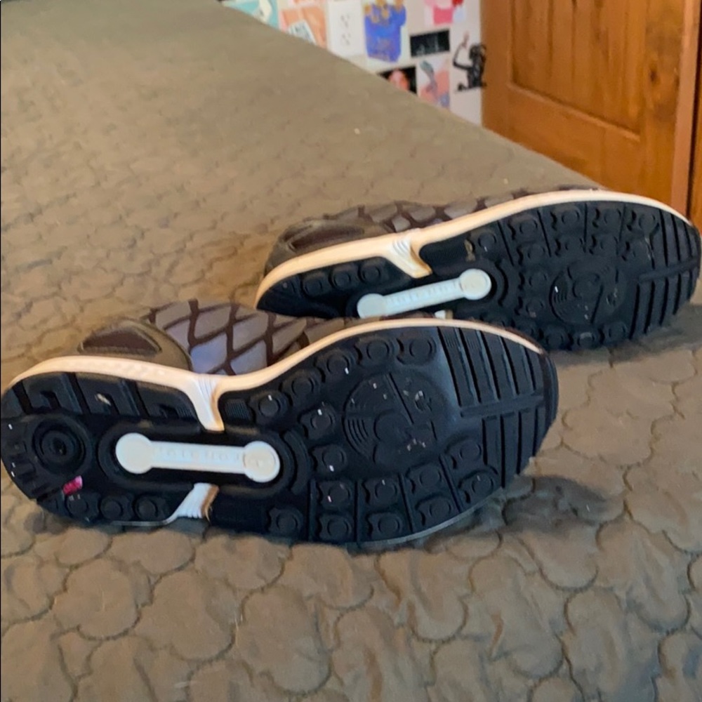 Reflective Adidas - Picture 5 of 5